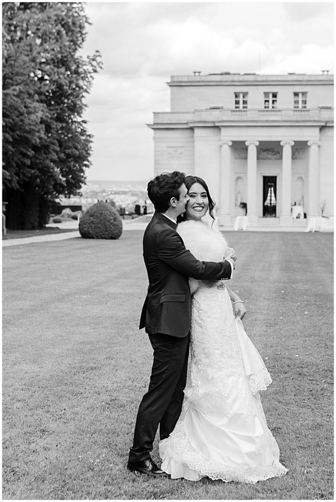 Photographe Nantes Elena Usacheva -Portrait de la mariée en noir et blanc - Photographe mariage fine art Loire Atlantique Elena Usacheva