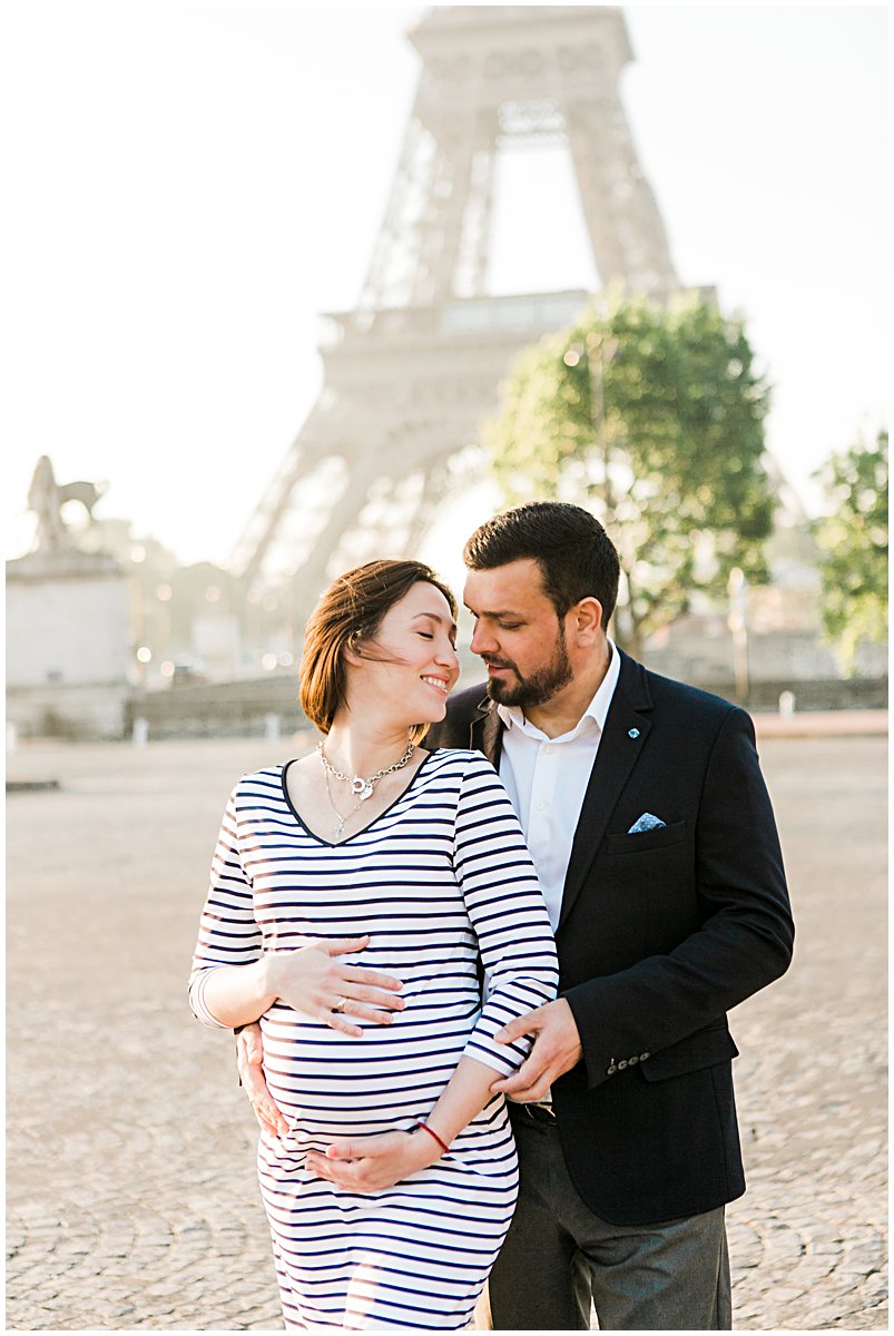  Séance photo de grossesse à cité de merto Trocadero - Family photographer Nantes Elena Usacheva